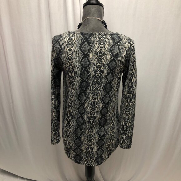 Lildy Knot Front Knot Tunic Womens Size Small Medium Snake Print Long Sleeve NEW - Picture 5 of 9